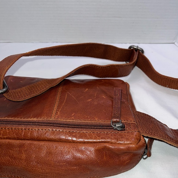 🔥🔥🔥 Spikes & Sparrow Genuine Leather Waist Belt Bag HANDS FREE Brandy New - Picture 9 of 14